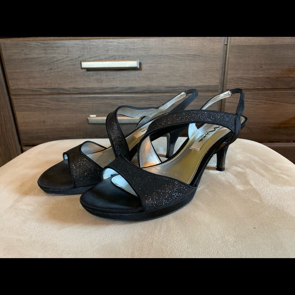 Women’s Black Kitty Heels